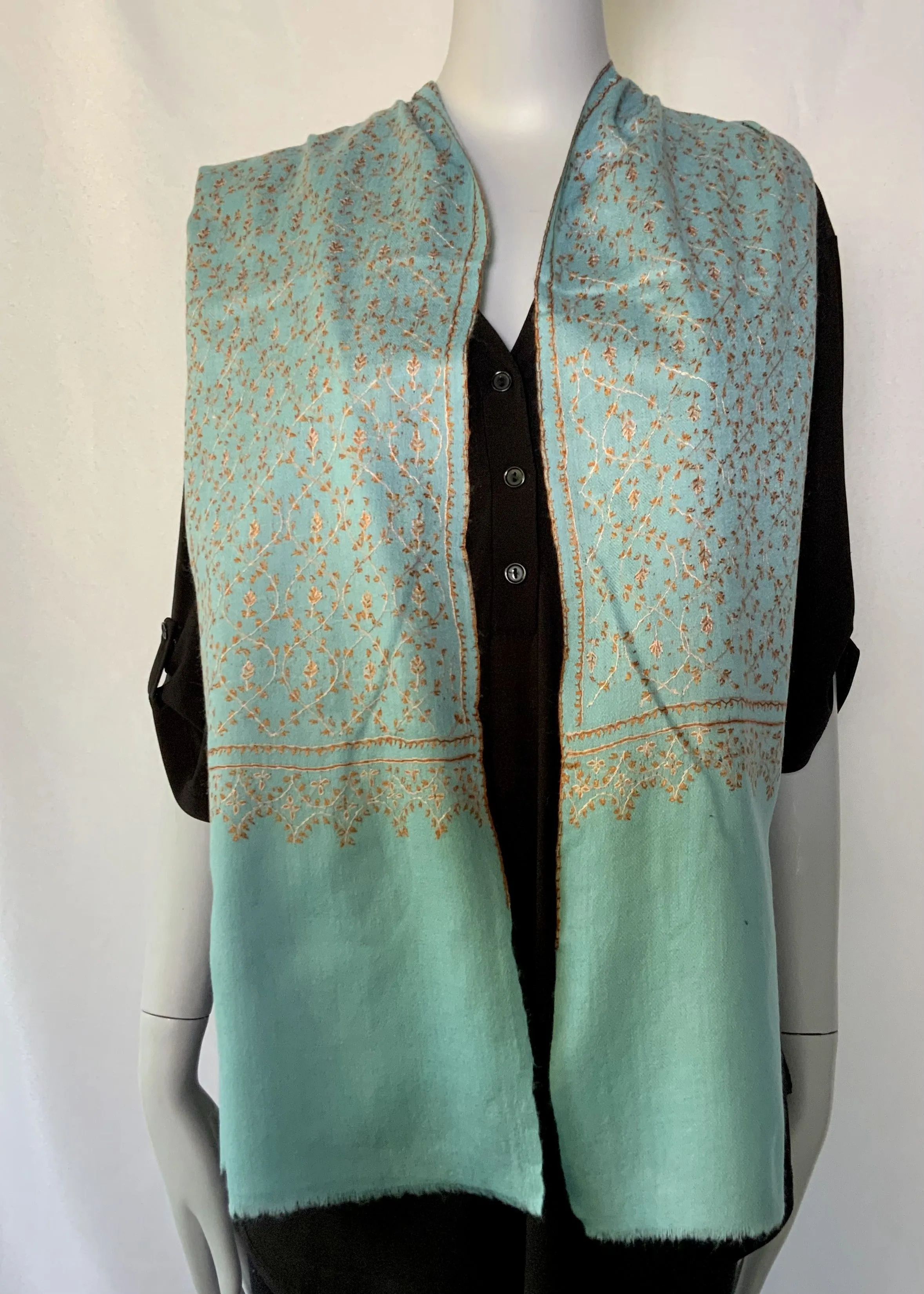 Hand Embroidered Overall Rose Trellis